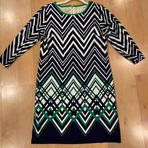 3/4 sleeve green and navy chevron shift dress